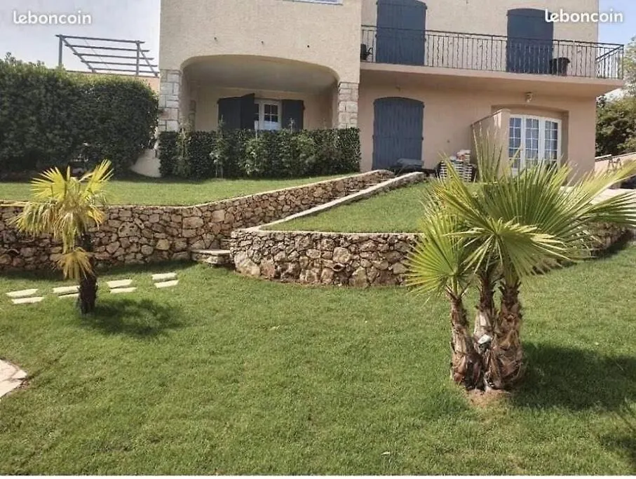 T3 Au Coeur D'Une Villa Moderne Frejus